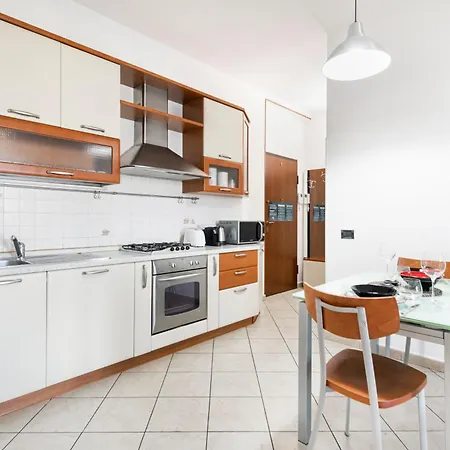 Easylife - - Tito Livio 13 - Porta Romana Apartamento *